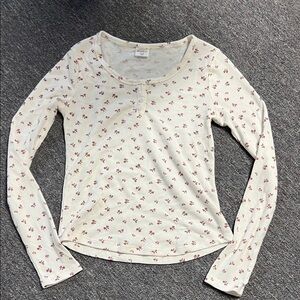 Abercrombie Kids Cream Floral Long Sleeve Top